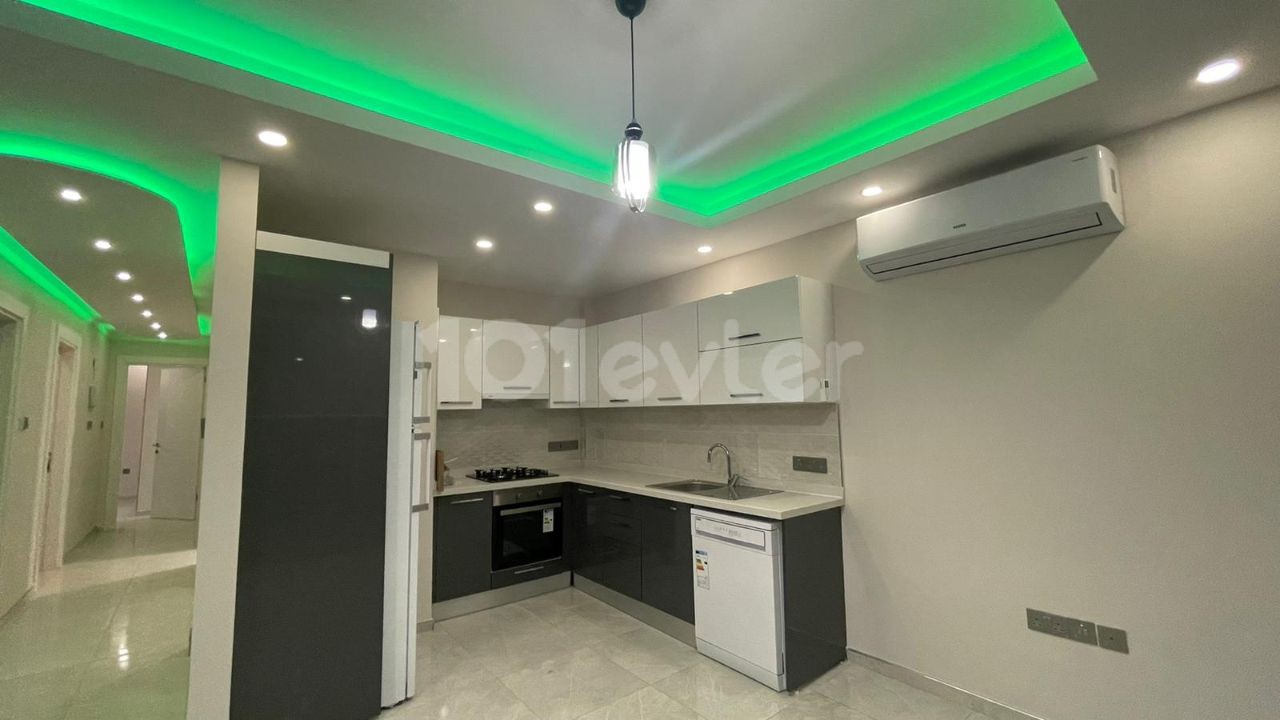 LUXURY 3+1 IN GIRNE CENTER WITH PRIVATE UNDERGROUND PARKING AREA 