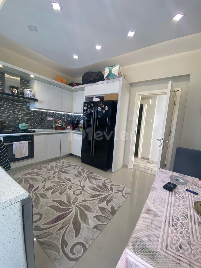 3+1 Luxury fully furnished rental apartment in Kyrenia kashkarkort district ** 