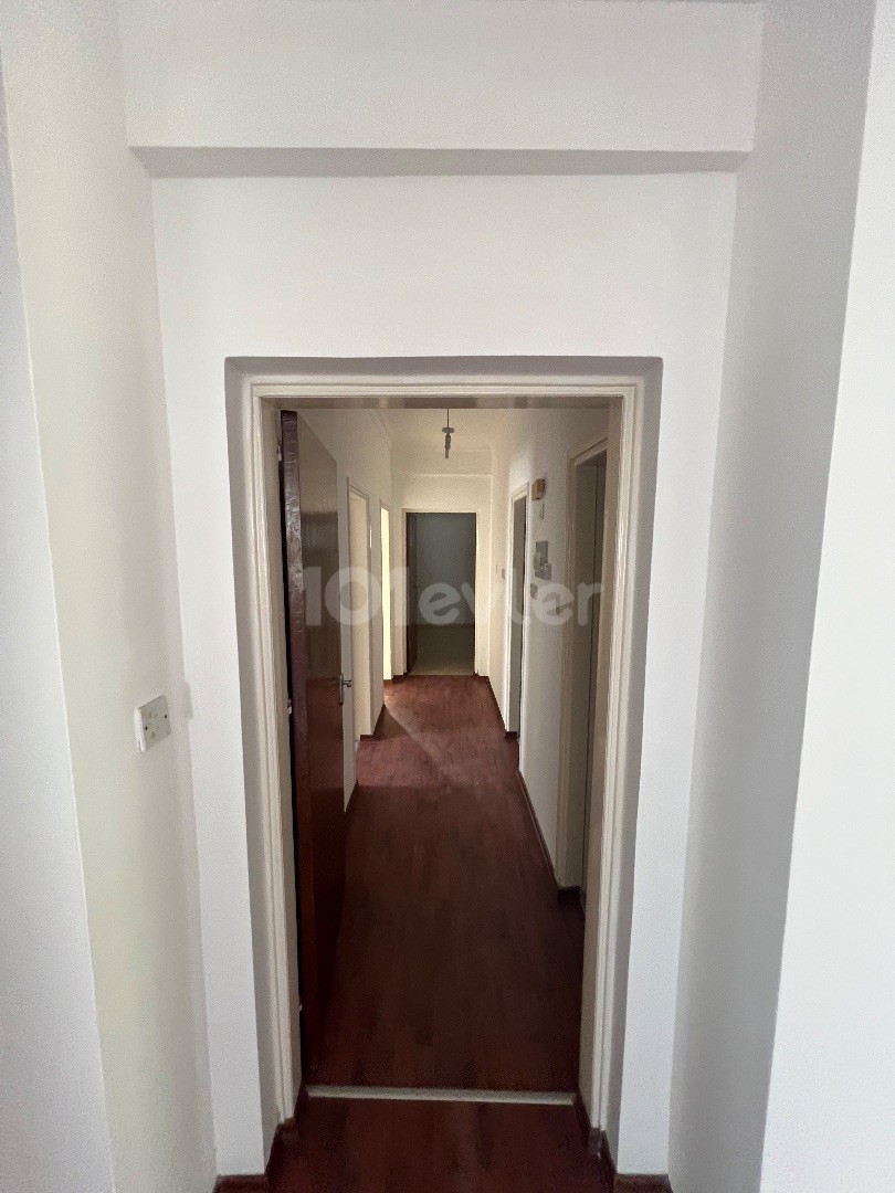 KYRENIA CENTRAL LARGE 3 + 2 APARTMENT FOR SALE ** 