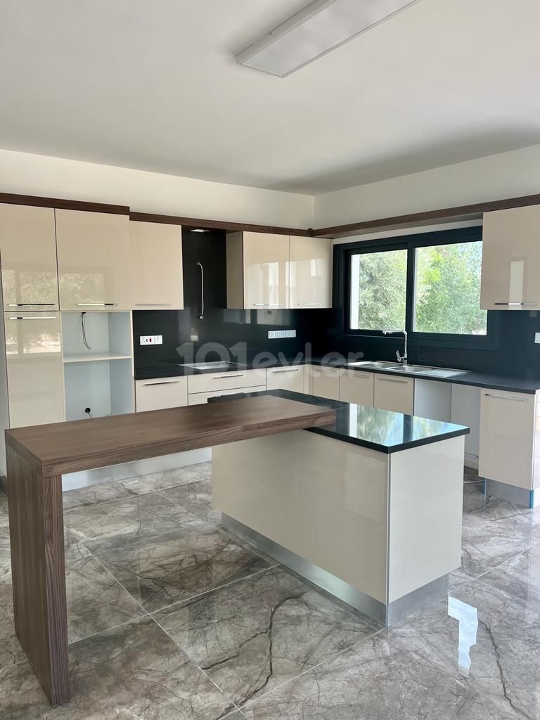 Villa For Sale in Çatalköy, Kyrenia