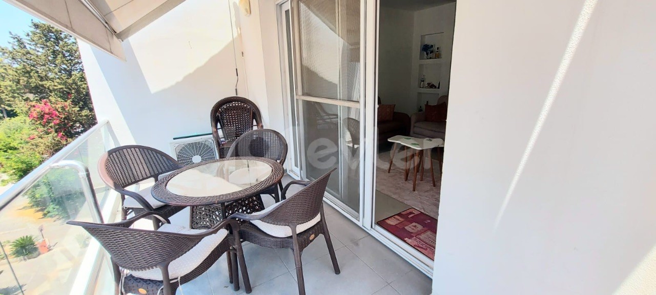 Flat For Sale in Yukarı Girne, Kyrenia