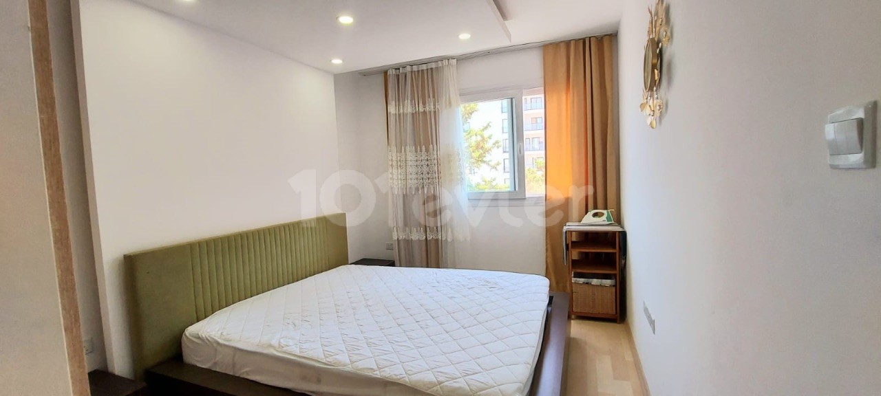 Flat For Sale in Yukarı Girne, Kyrenia