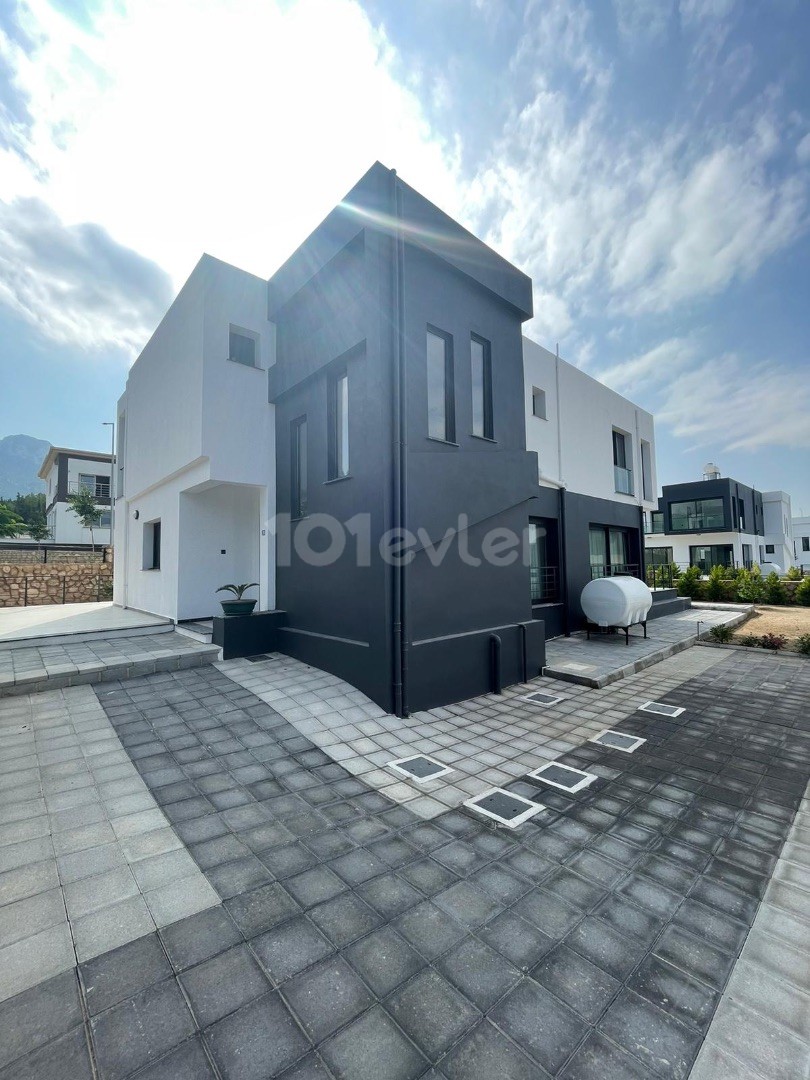 Villa For Sale in Çatalköy, Kyrenia