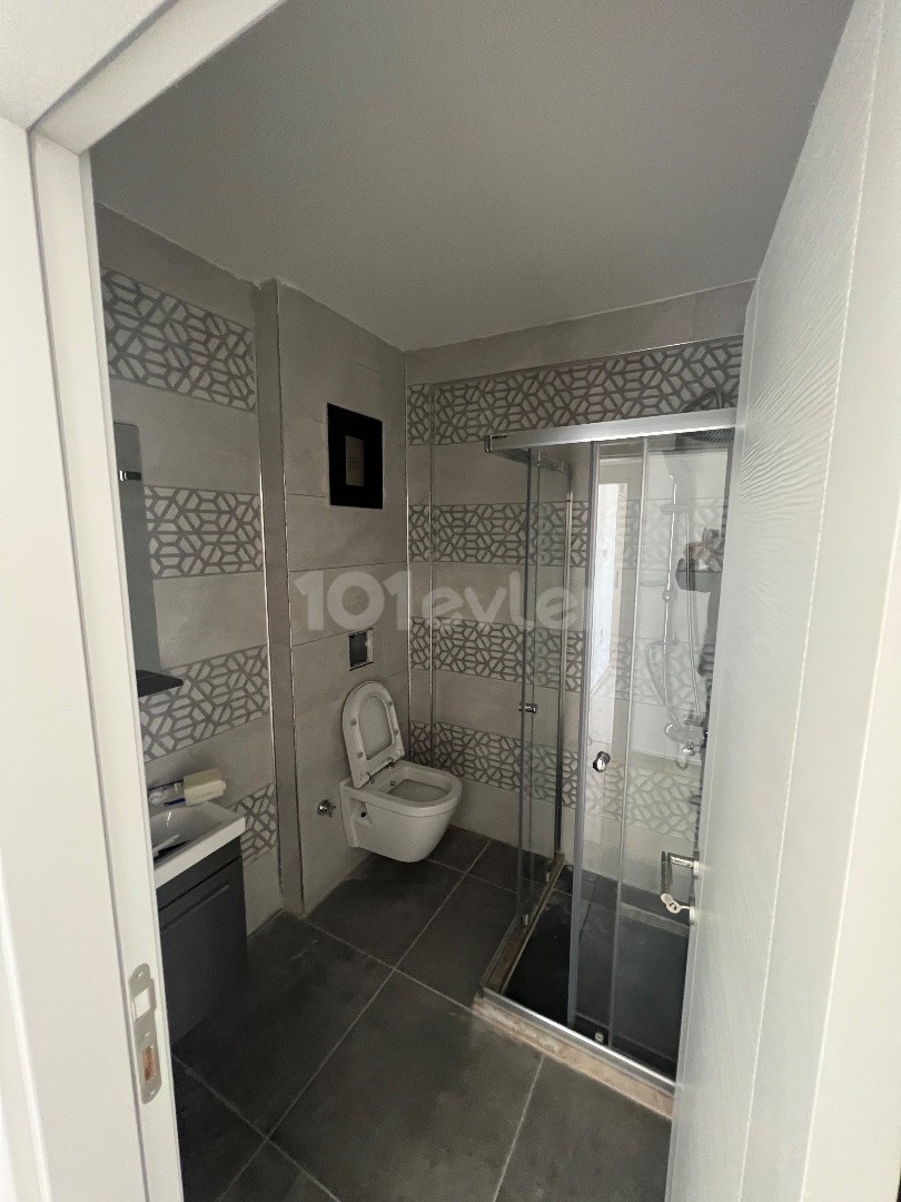 Flat To Rent in Aşağı Girne, Kyrenia