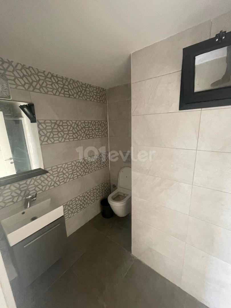 GİRNE MERKEZDE KİRALIK 3+1 DAİRE