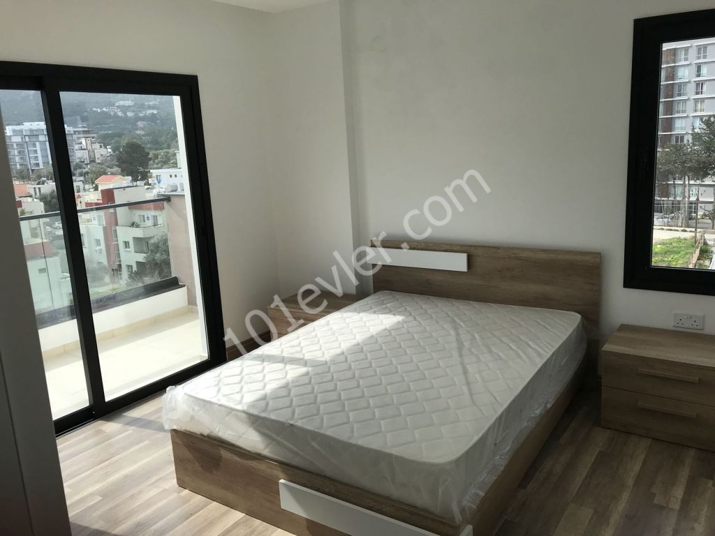 GİRNE'DE 2+1 KİRALIK TEMIZ DAİRE