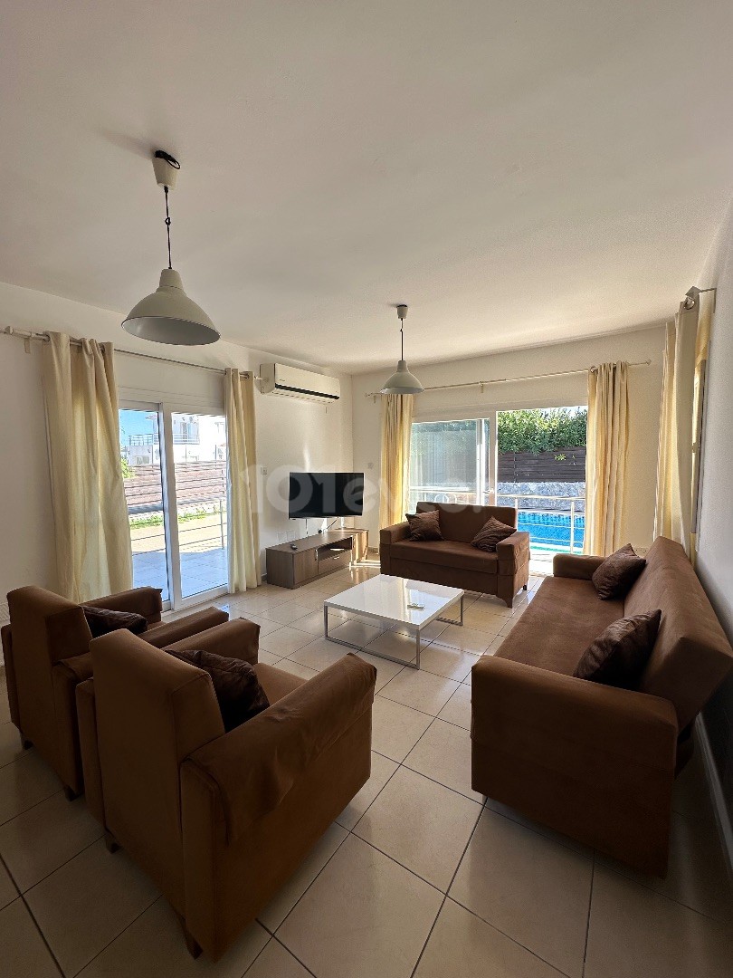 Daily Rental Villa with 3+1 and 4+1 Options in Çatalköy, Kyrenia