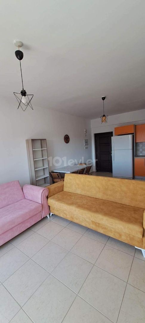 GAZIMAGUSA MERKEZDE SATILIK 2+1 FULL ESYALI DAIRE - FOR SALE 2+1 APARTMENT IN FAMAGUSTA CITY CENTER