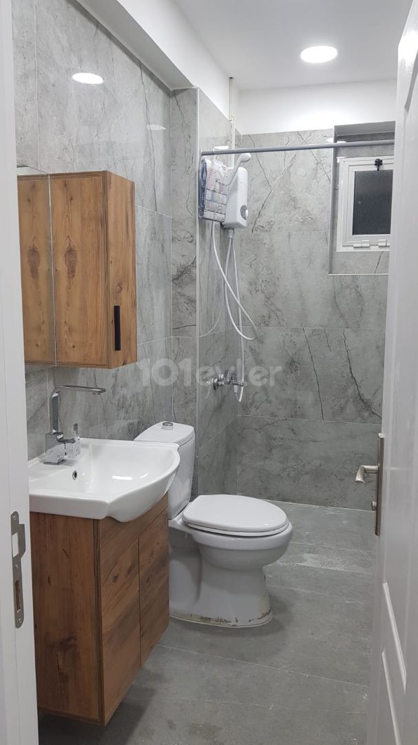 Gazimağusa merkeze yakın üniversitelerde kiralık 1+1