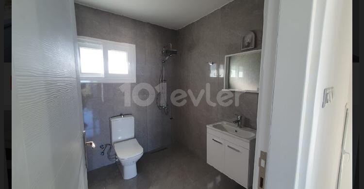 Kyrenia Esentepe 2+1 Duplex-Villa