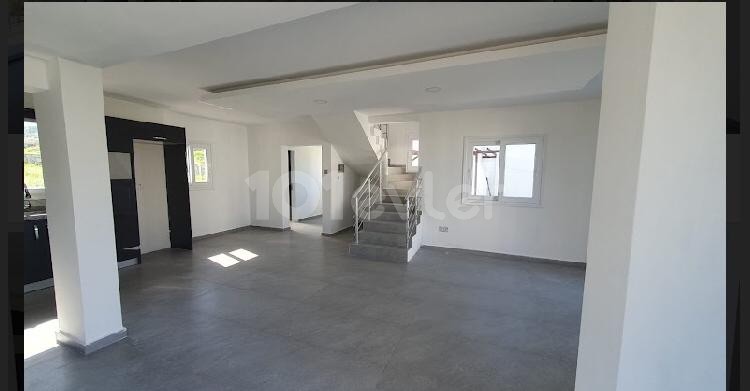 Kyrenia Esentepe 2+1 duplex villa