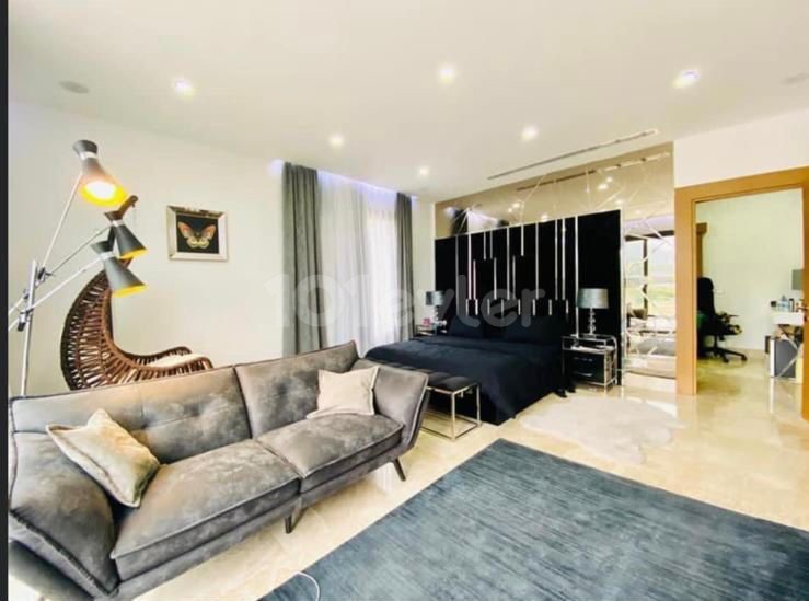 Alsancak-Girne Ultra Luxury Villa For Sale