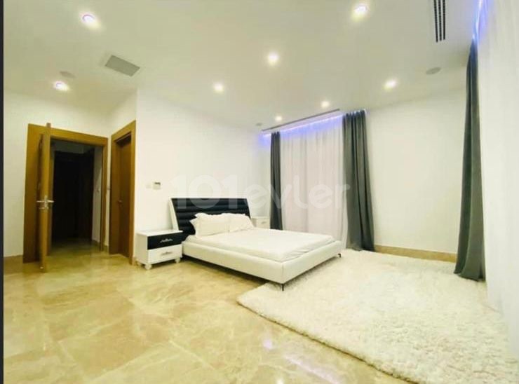 Alsancak-Girne Ultra-Luxus-Villa zu verkaufen