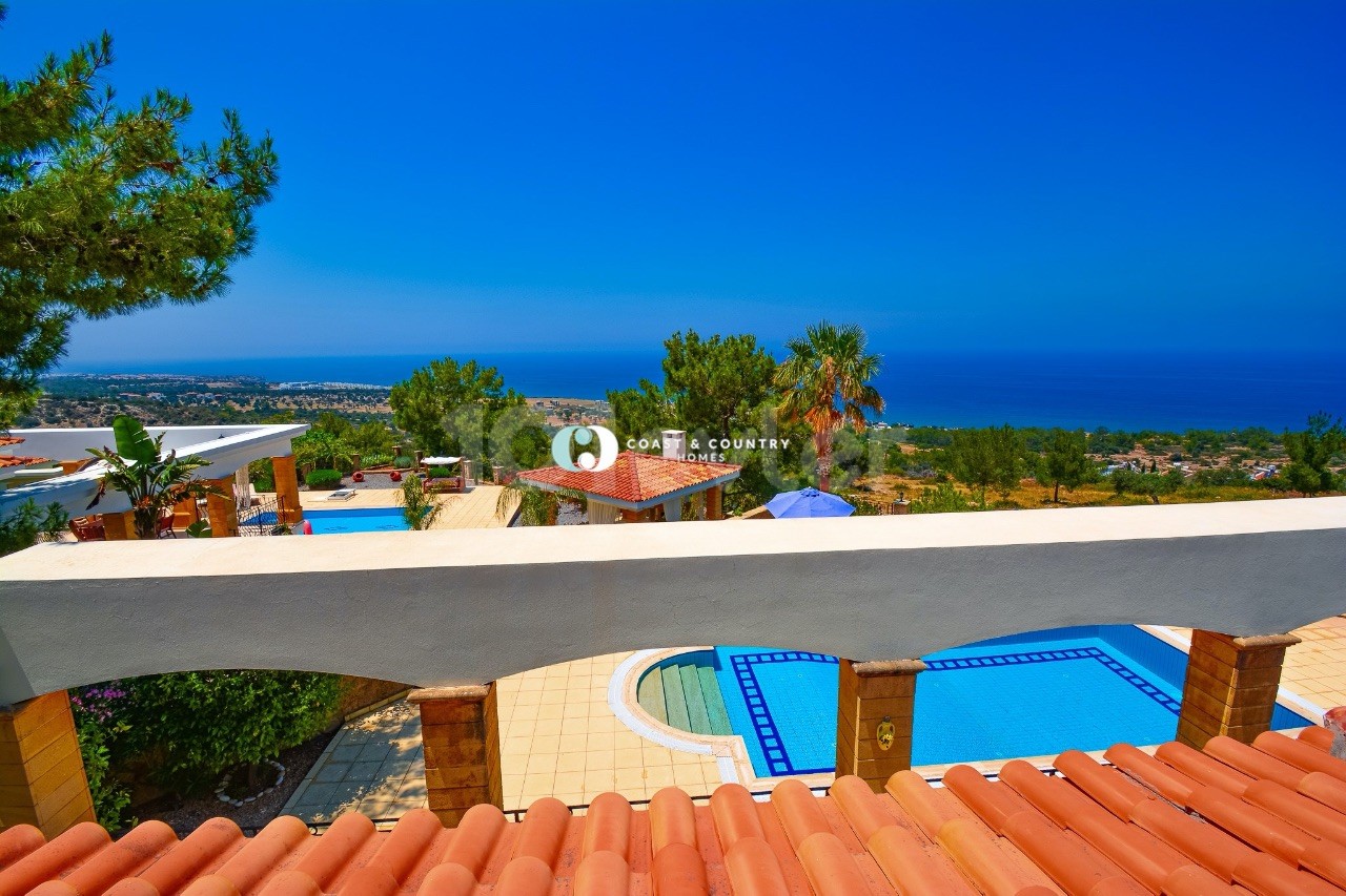 Sole agency * Exquisite 3 Bedroom Villa with Private Swimming Pool in Esentepe