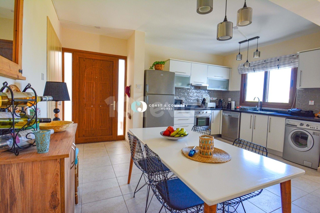 Sole agency *  3 Bedroom Apartment Resale in Esentepe * Sea views