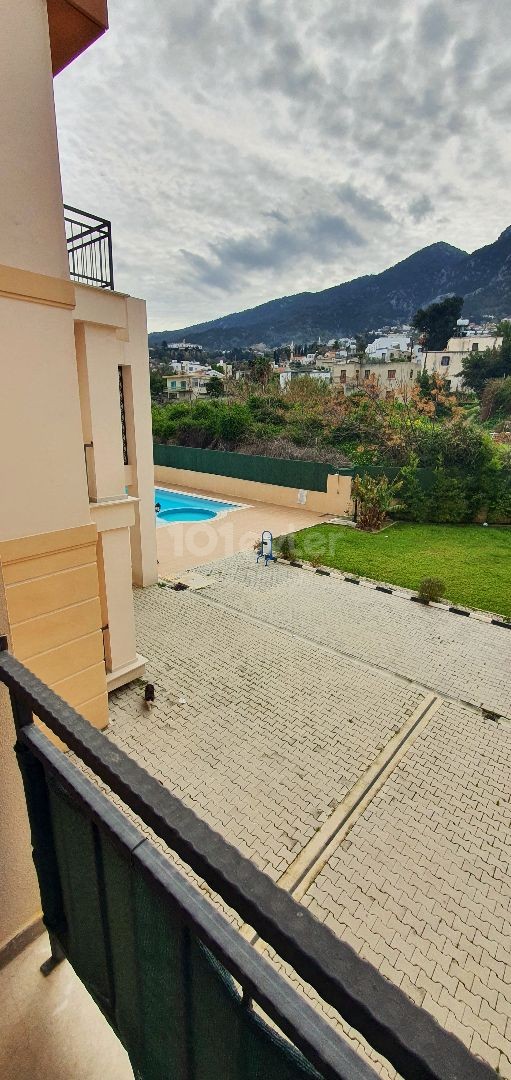 ***FULLY FURNISHED 2+1 FLAT FOR SALE IN A SITE WITH POOL IN LAPTA WITH A STUNNING VIEW***