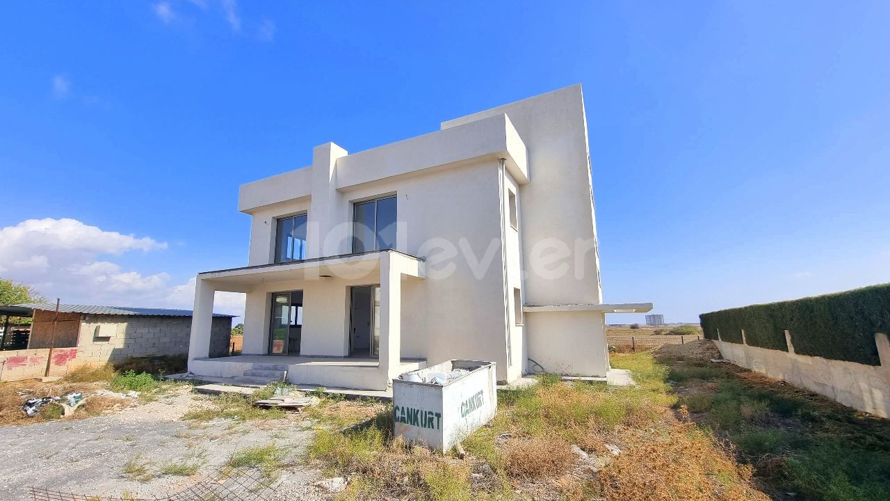 ALREADY BUILT X2 2 BED APARTMENTS + PROJECT FOR A X2 SEMI-DETACHED VILLA WITH SWIMMING POOL