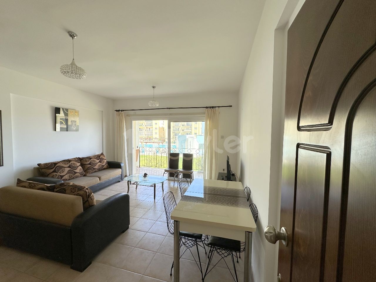 MODERN FURNISHED, 2 BEDROOM APARTMENT FOR RENT