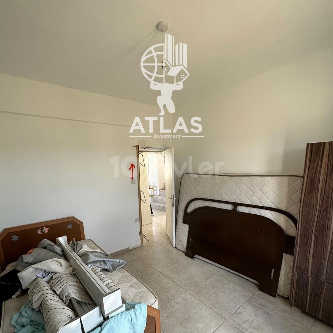 OLIVE FLOOR AND HOUSE FOR SALE IN GEÇİTKALE (OPPORTUNITY FIELD)