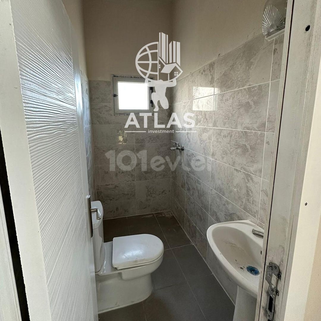 OLIVE FLOOR AND HOUSE FOR SALE IN GEÇİTKALE (OPPORTUNITY FIELD)