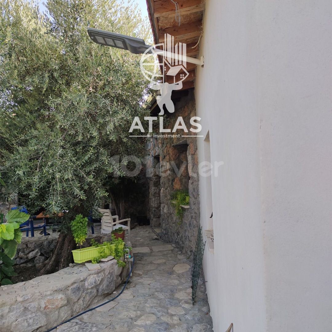 4+2 STONE HOUSE WITH GARDEN IN PAŞAKÖY