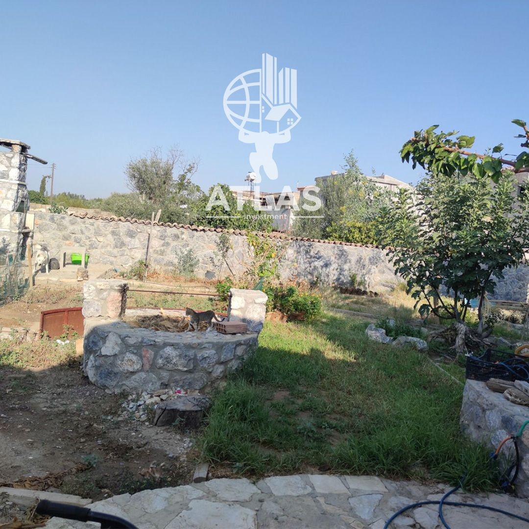 4+2 STONE HOUSE WITH GARDEN IN PAŞAKÖY