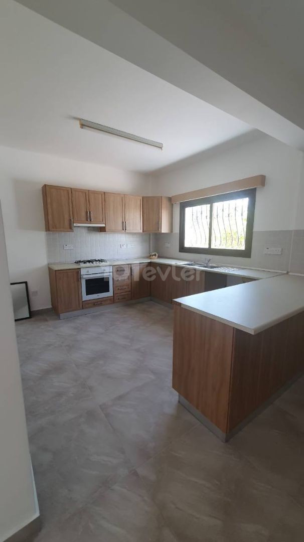 4+1 villa for sale in Tatlısu