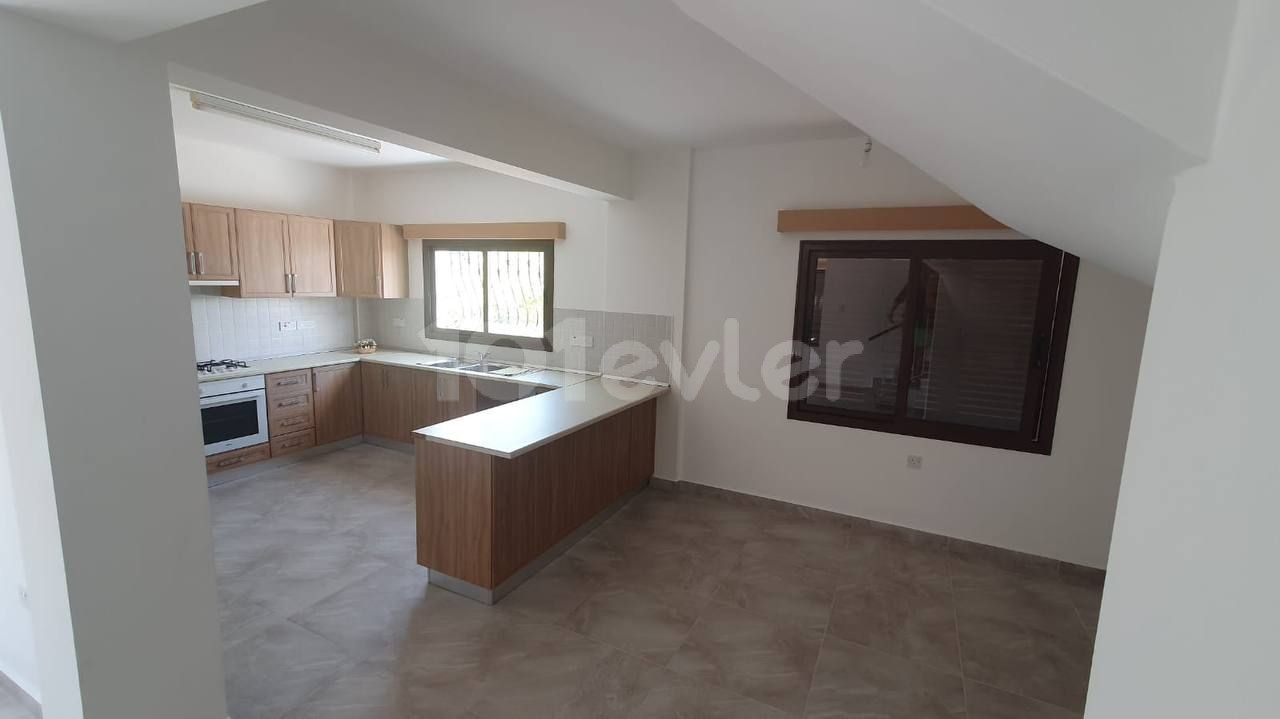 4+1 villa for sale in Tatlısu