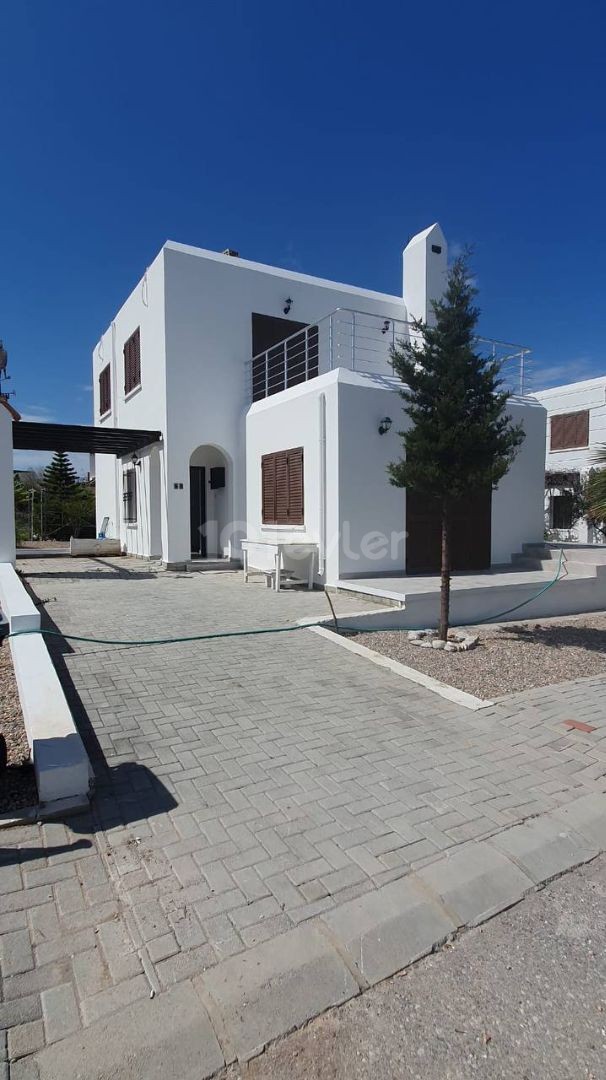 4+1 villa for sale in Tatlısu