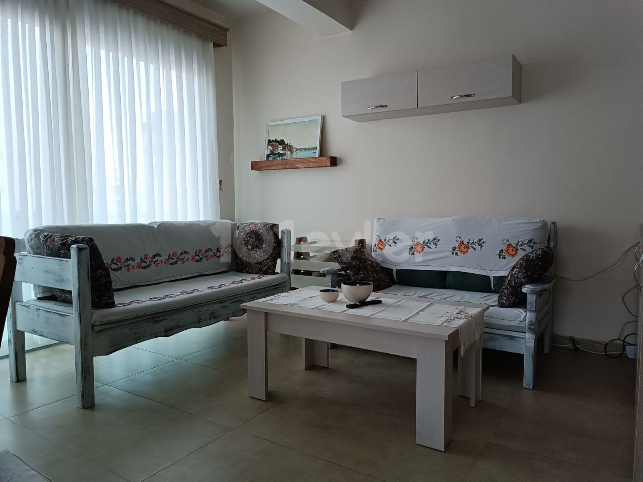 INVESTMENT FLAT IN THE CENTER OF KYRENIA