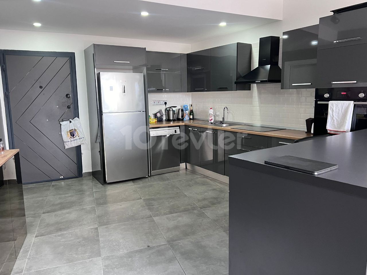 2+1 Flat for Sale in Kyrenia Center from Redstone Island