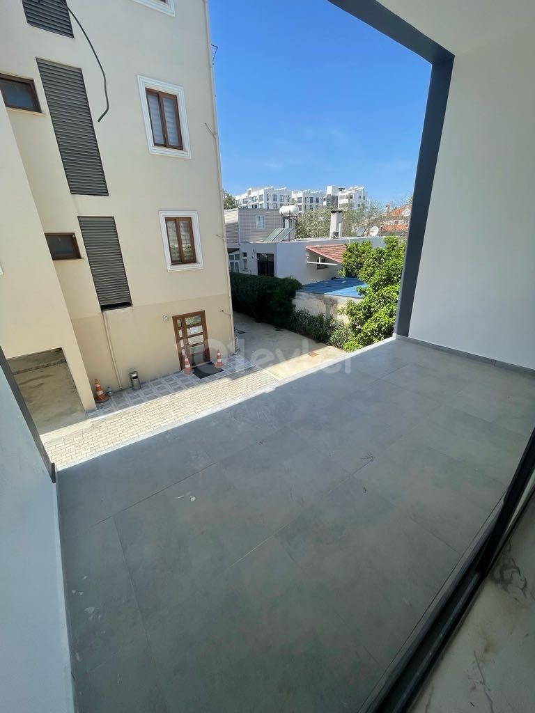 2+1 TURKISH KOÇANLI LUXURY FLAT FOR SALE NEXT TO BARIŞMANÇO PARK