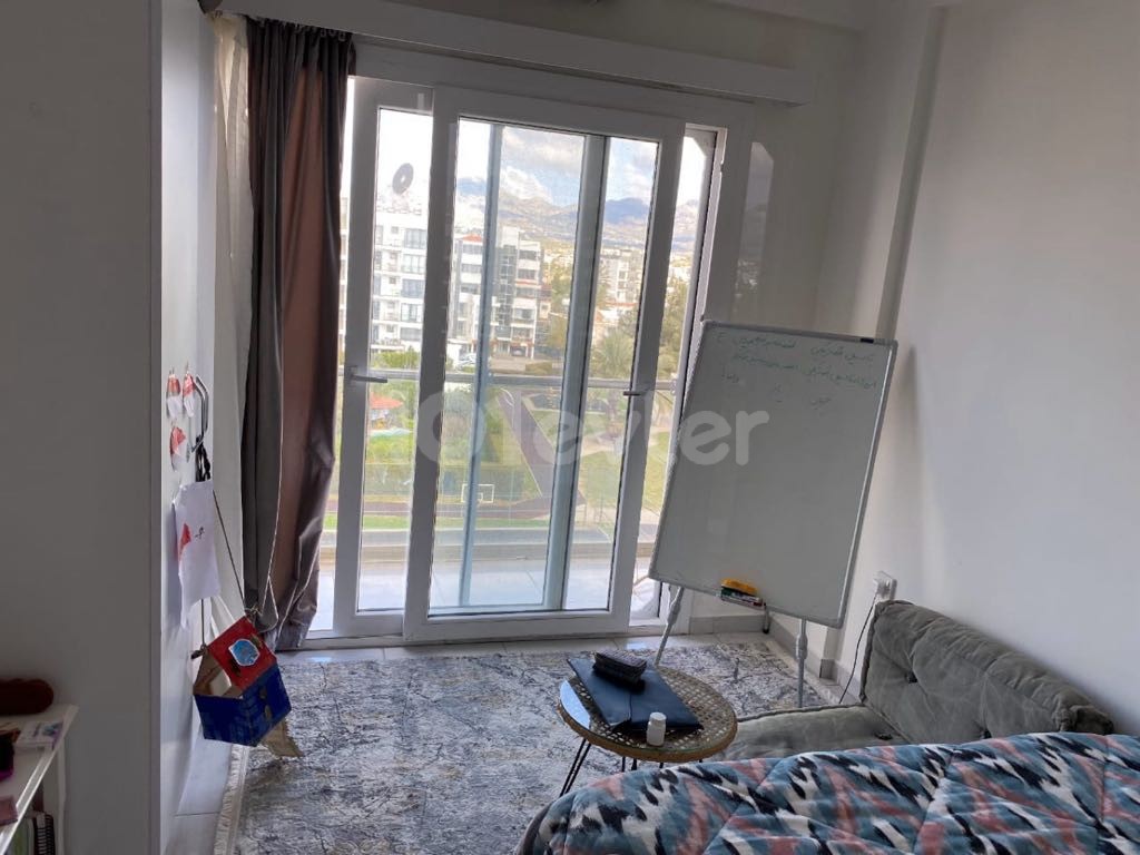 Flat For Sale in Küçük Kaymaklı, Nicosia