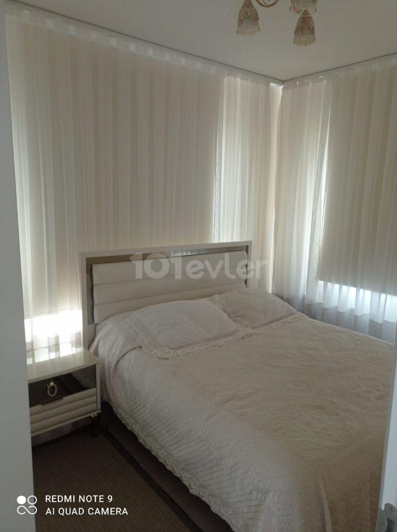 For sale 2+1 apartment 1st floor for sale in Gonyeli area