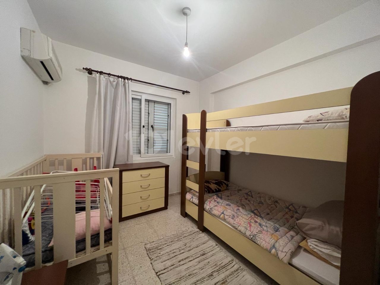 3+1 ground floor flat for sale in Küçük Kaymaklı area