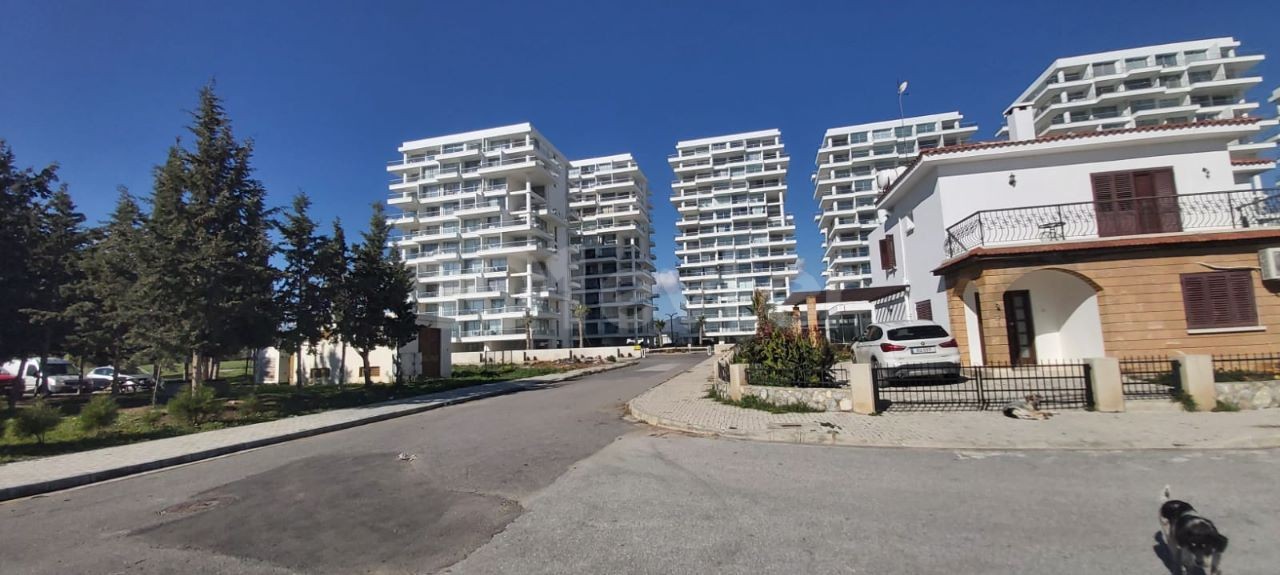 Komplett möbliertes Studio-Apartment mit Meerblick in Iskele Bosporus zu vermieten.