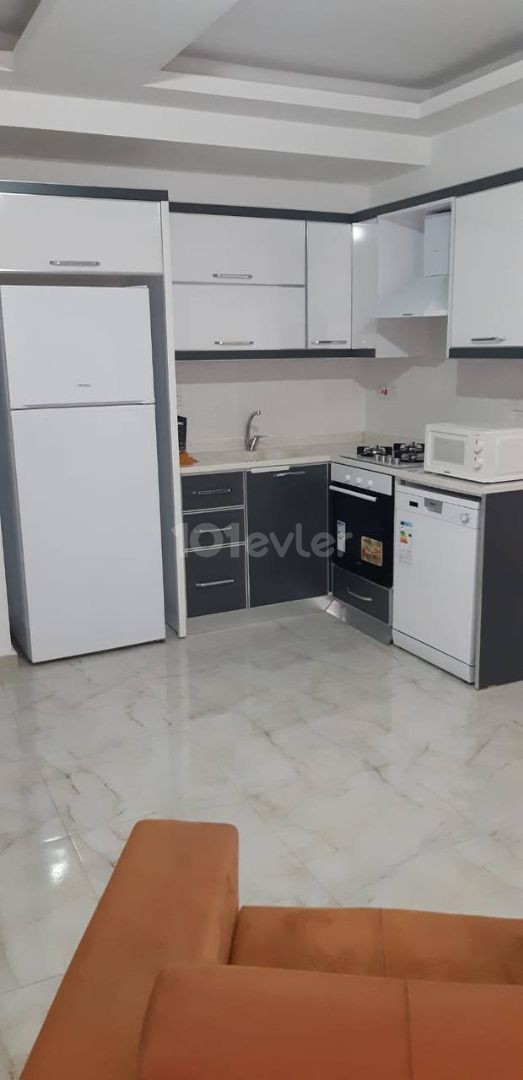 Long Beach'te eşyalı 2+1 kiralık daire