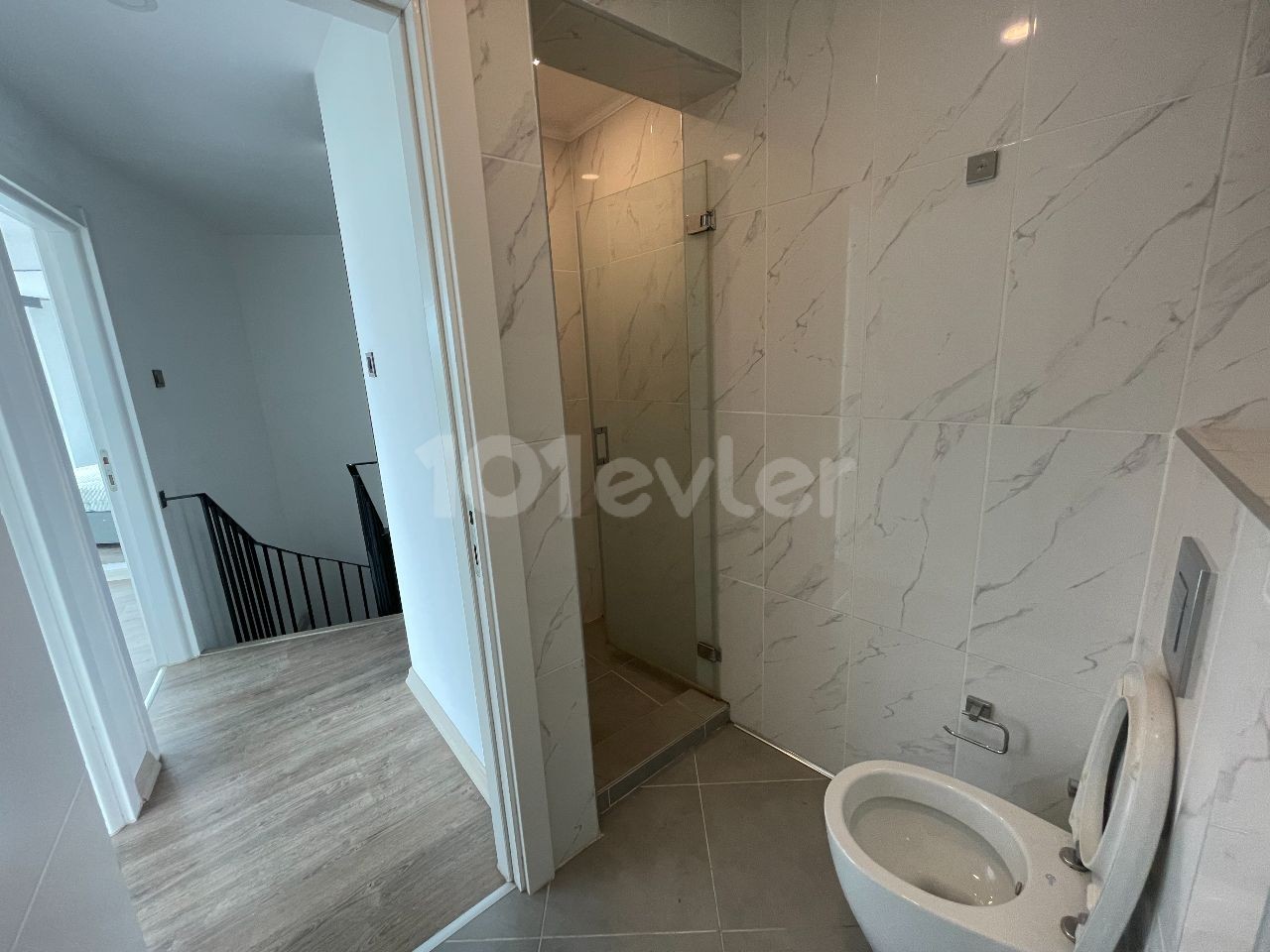 (Full Eşyalı) Muhteşem 2+1 Penthouse Daire, Geniş Balkon ve Merkez Yürüme Mesafesi 