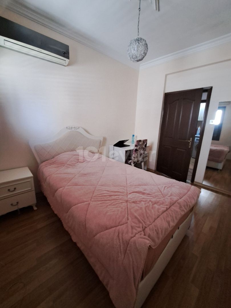 3+1 MAINTAINED FLAT FOR SALE TURKISH KOÇAN WITHOUT EXPENSE