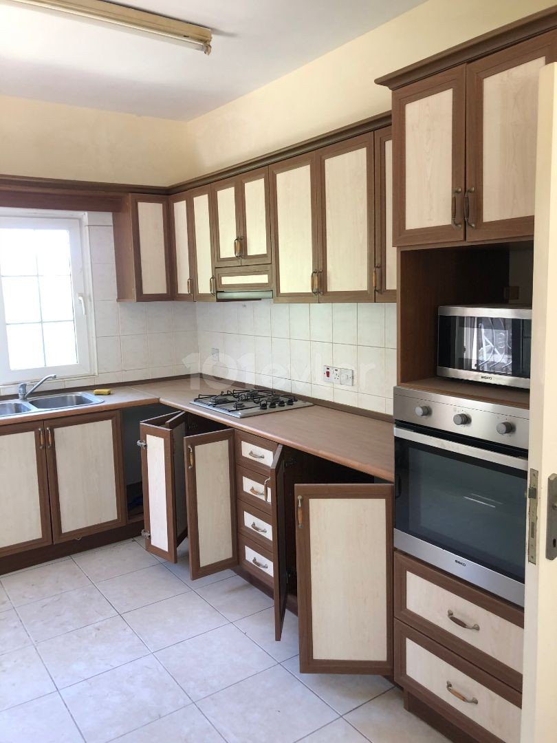 Villa To Rent in Doğanköy, Kyrenia