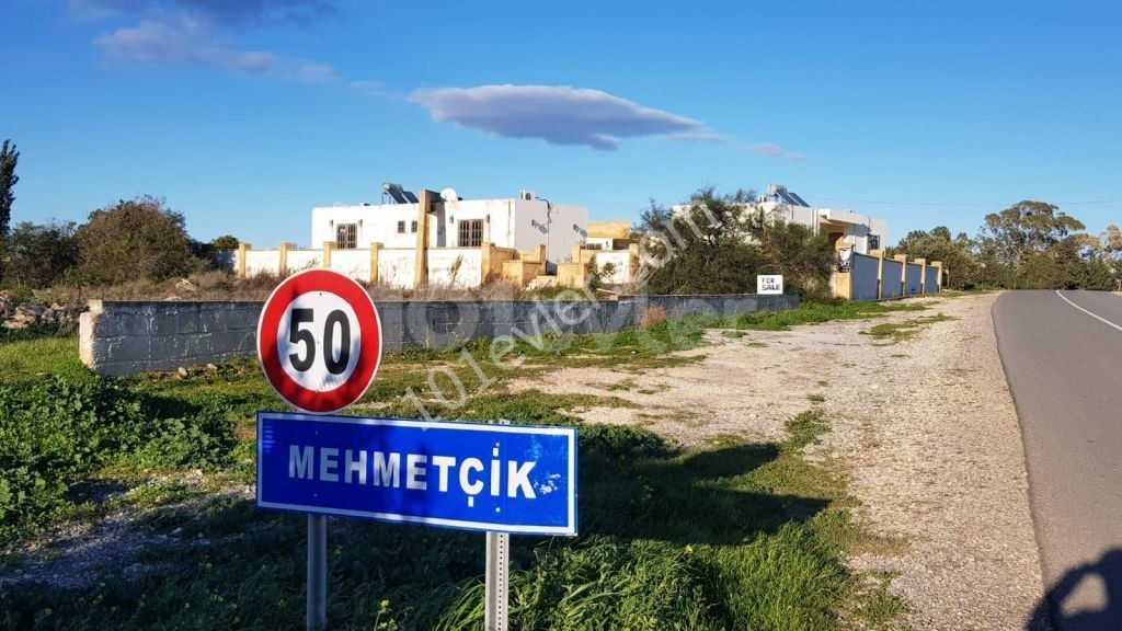 ISKELE MEHMETCHIK TE ZUM VERKAUF 8 HEKTAR TÜRKISCHE COB ** 