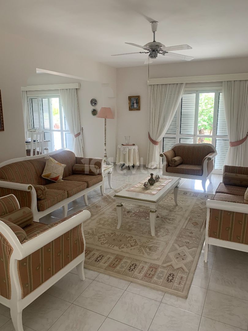 4+1 VILLA ZUM VERKAUF IN KYRENIA ALSANCAKTA ** 