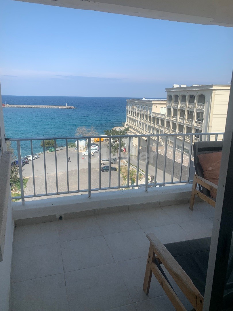 2+1 For Rent In The Center Of Kyrenia ** 