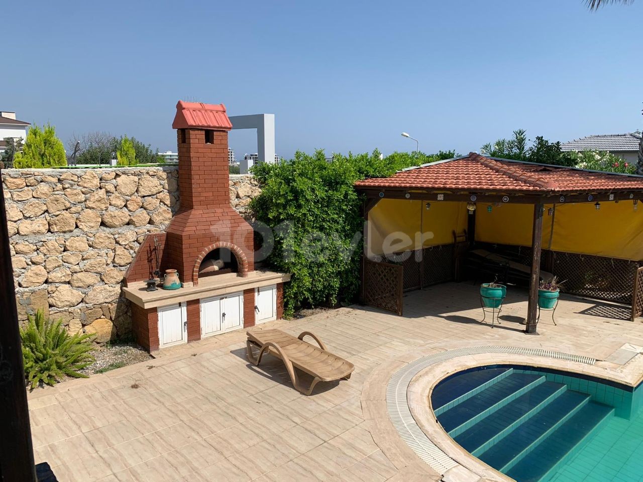 KYRENIA DOGANKÖY 3 + 1 VILLA ** 