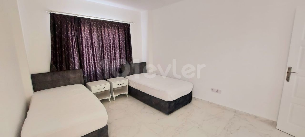 RENT 2 + 1 IN THE CENTER OF KYRENIA ** 