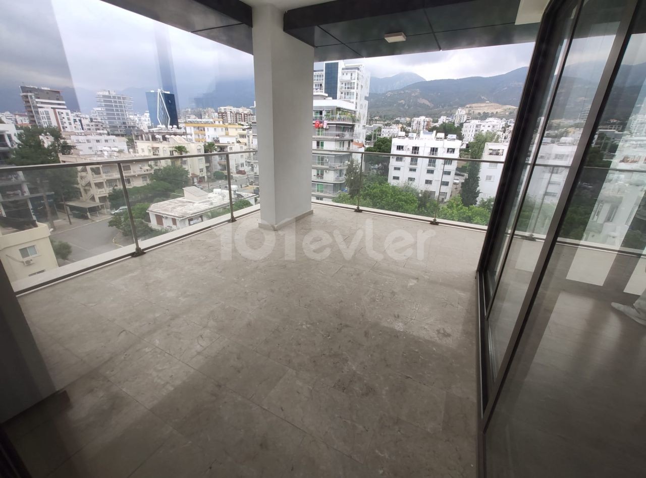 Duplex zur Miete im Kyrenia Center 3+1