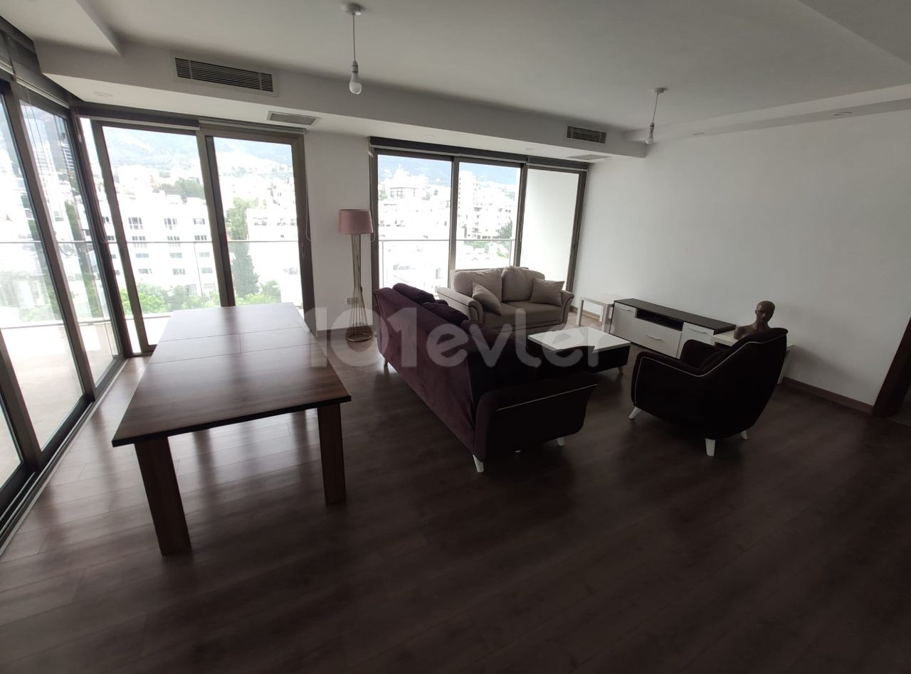 Duplex zur Miete im Kyrenia Center 3+1