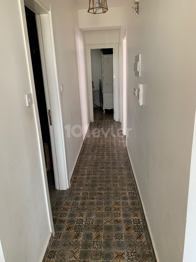 Girne Merkez'de Satılık 6 odalı Penthouse