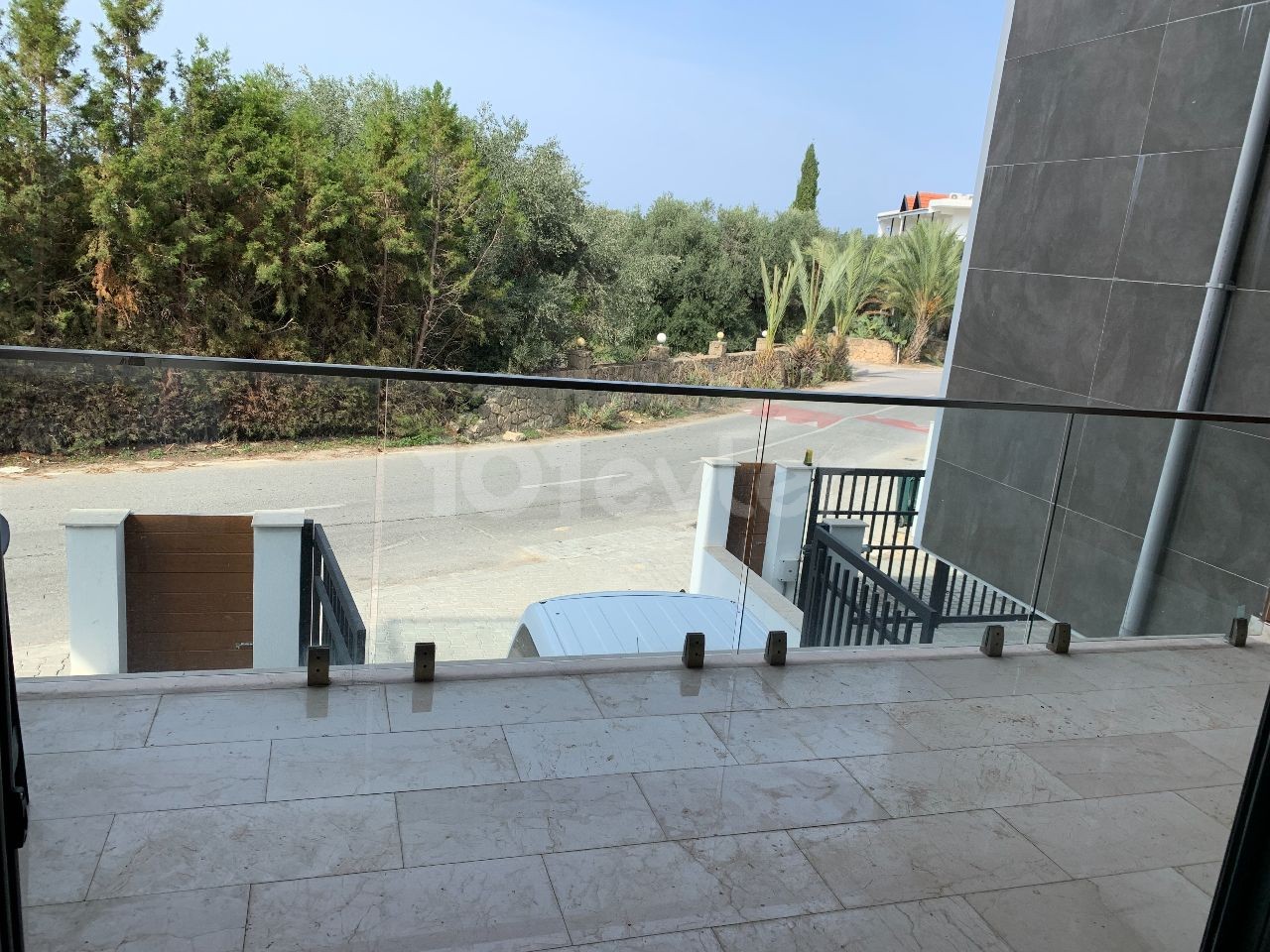 FANTASTISCHE 3+1 TRIPLEX ZUM VERKAUF IN GIRNE ZEYTİNLİK