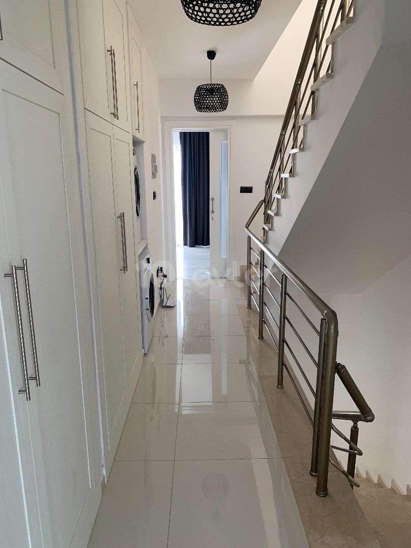 AMAZING 3+1 TRIPLEX FOR SALE IN GIRNE ZEYTİNLİK